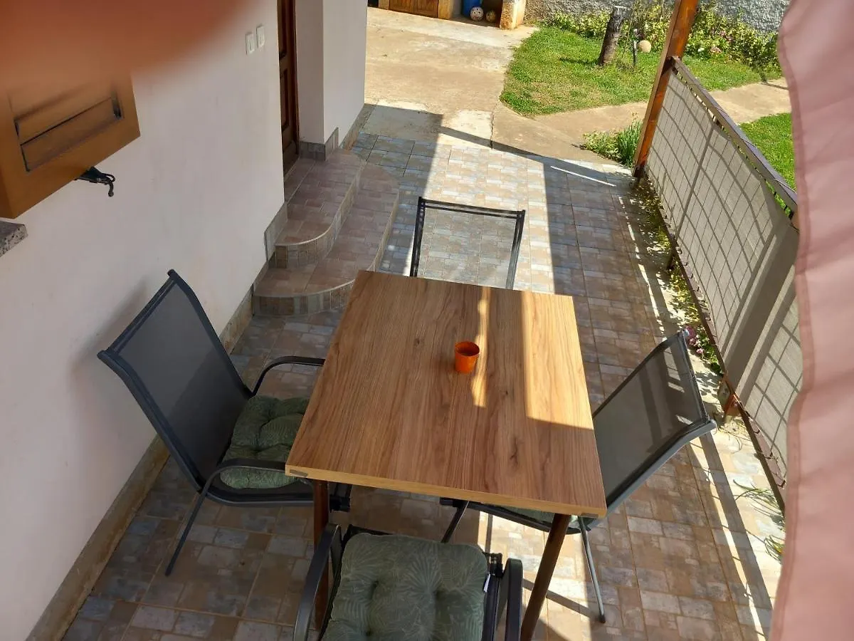 Apartments Iva Pula